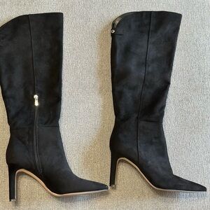 Elegant Black Knee-High Boots